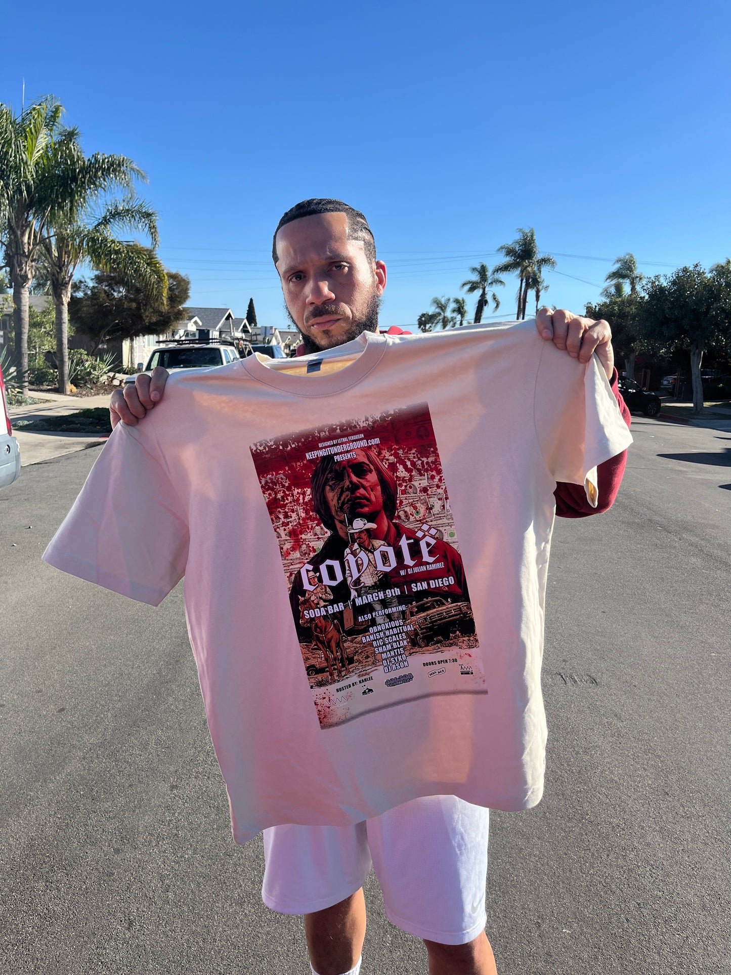 Coyote (The Yotes) Concert (T-Shirt)
